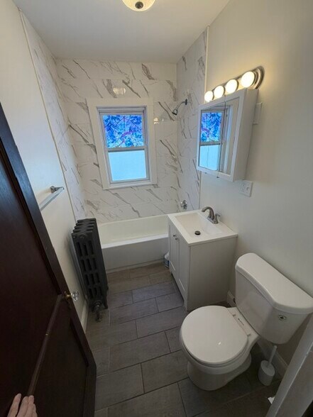 Building Photo - 30-32 Boutwell St. Unit 2