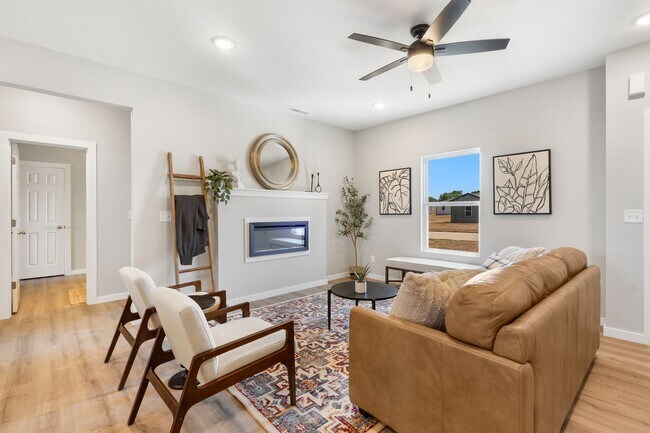 Building Photo - Now Leasing! Brand New 3 Bed, 2 Bath Home ...