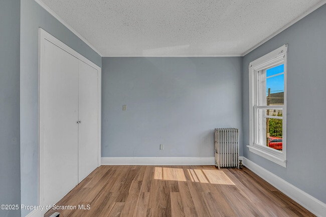 Building Photo - 7 Plum Pl