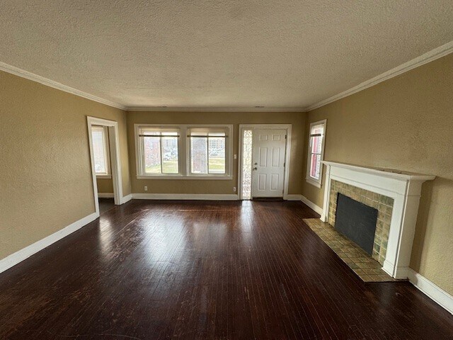 Building Photo - 16260 Fairfield St