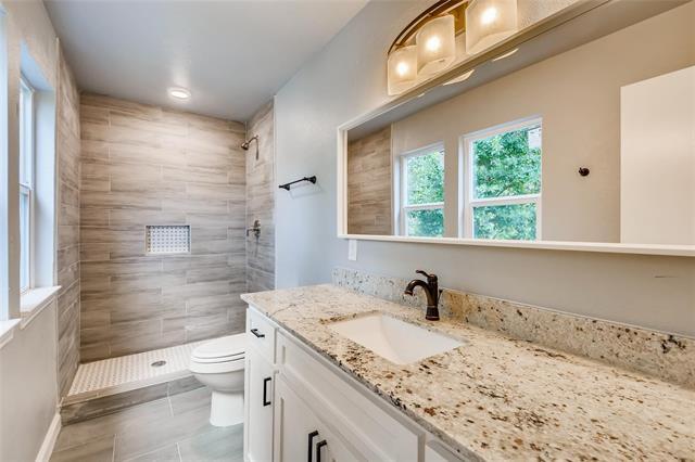 Building Photo - 3829 Treeline Dr