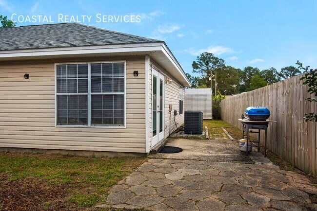 Building Photo - 248 Terrance Ln