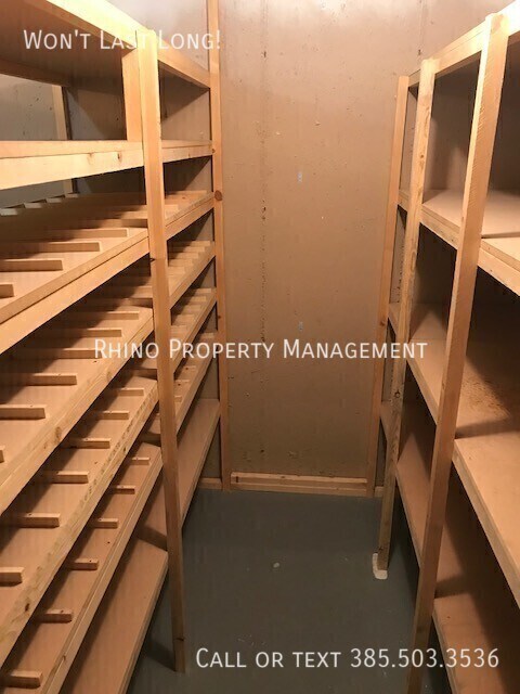 Building Photo - 1919 N Sego Lilly Dr