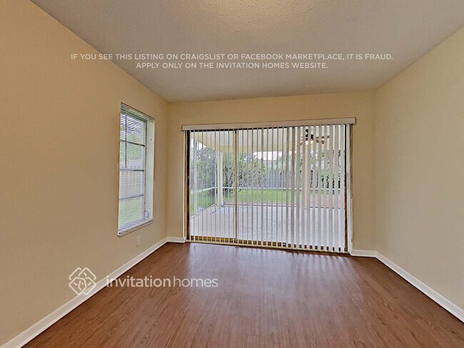 Building Photo - 4441 NE 29th Ave