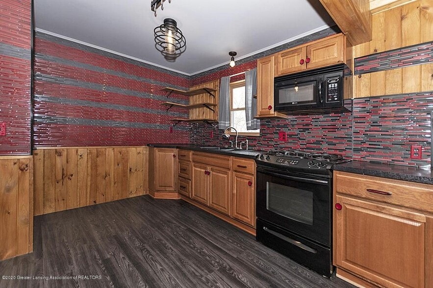 Kitchen - 1311 Illinois Ave