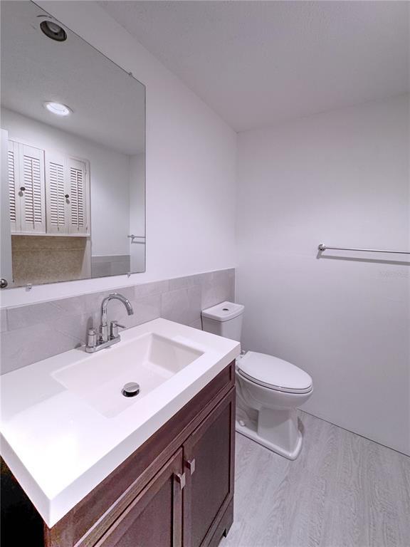 Building Photo - 240 Pocono Trail E