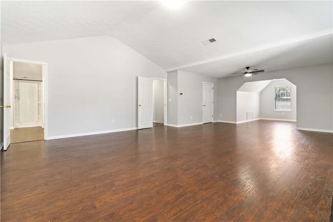 Building Photo - 400 Cascade Rise Ct SW