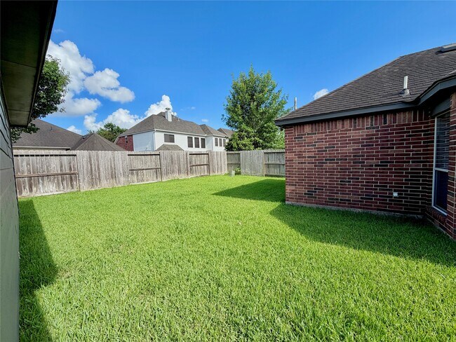 Building Photo - 1510 Flanders Field Ln