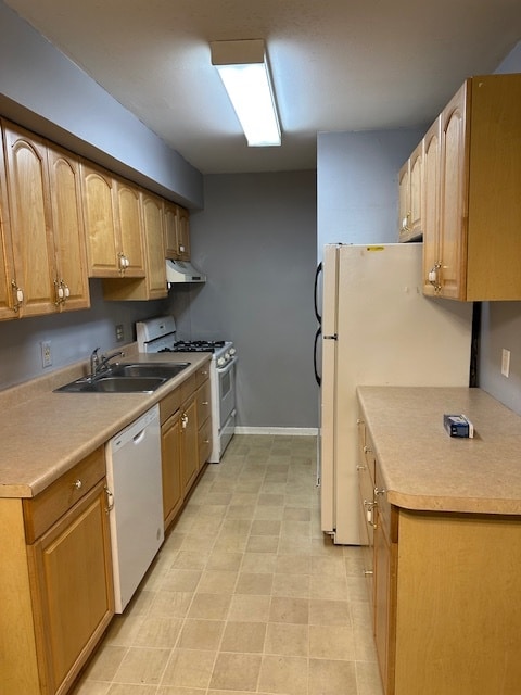 Building Photo - 125 Twin Oaks Dr