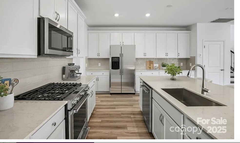 Primary Photo - Room in Townhome on Walnut Hill Rd NW