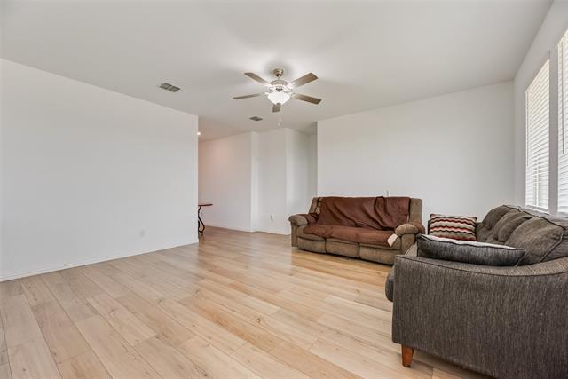 Building Photo - 7904 Blue Heron Ln