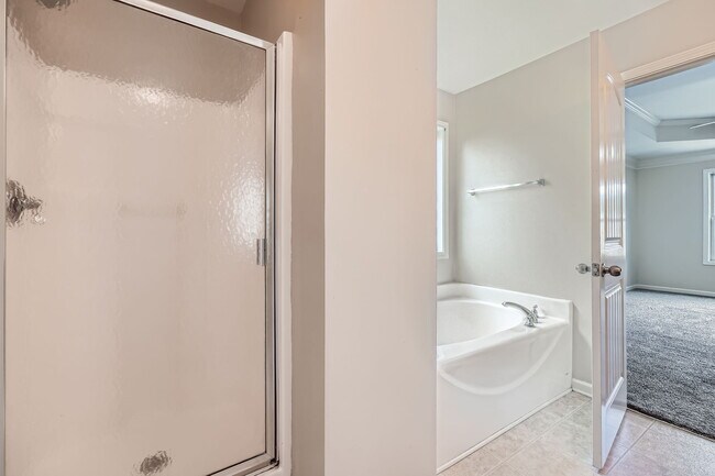 Building Photo - 1071 Mcduffie Cir