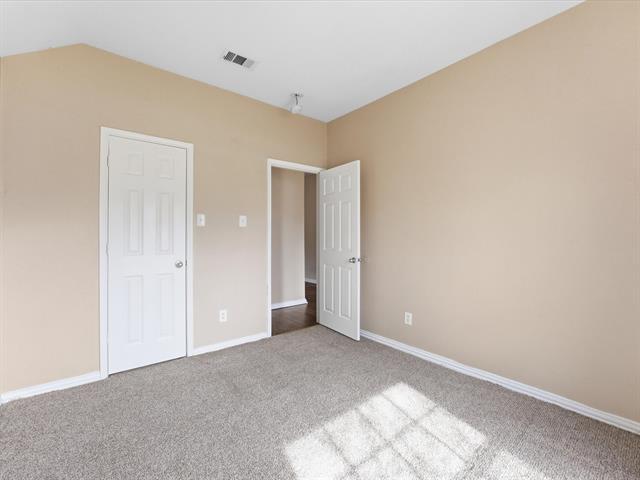 Building Photo - 464 Bass Rd