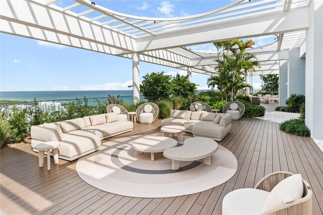 Building Photo - 580 72nd St