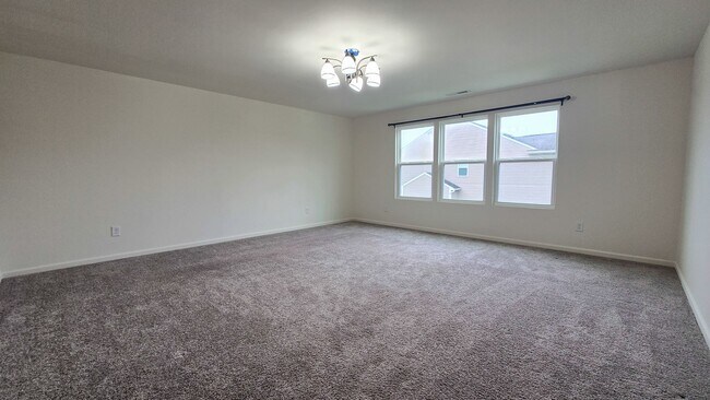 Building Photo - 489 Green Arbor Ln