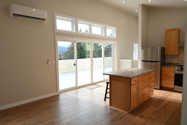 Building Photo - Brand New Modern 1BR Home in Port Townsend...