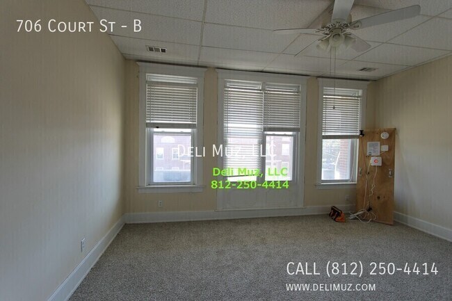 Building Photo - 706 Court St