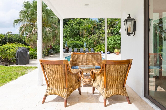 Building Photo - 2905 Polo Island Dr