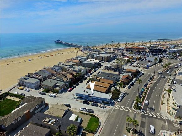 Building Photo - 111 19th St