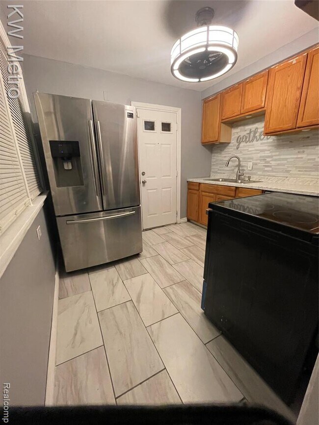 Building Photo - 13946 Braile St