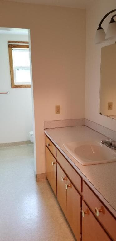 Building Photo - 1615 Hanaford Ave