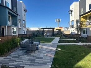 Building Photo - 828 S Harbor Blvd