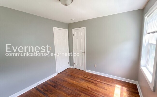 Building Photo - 516 Athens Ct