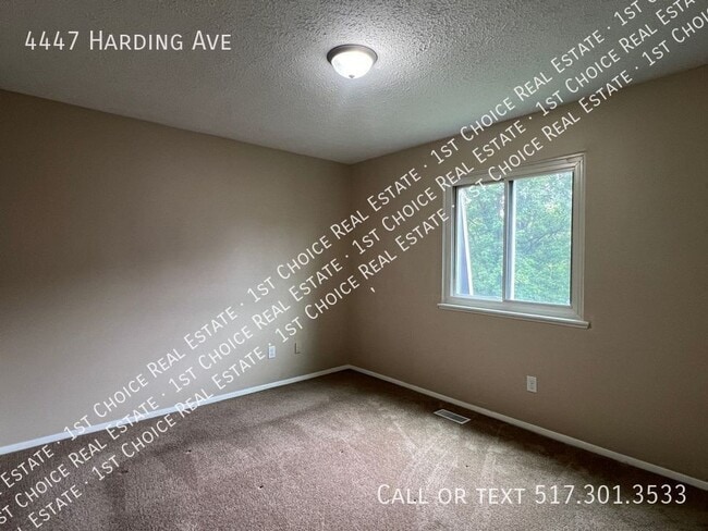 Building Photo - 4447 Harding Ave