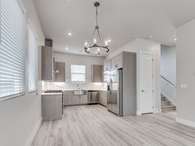 Building Photo - Beautiful New Construction Home in Edmond/...
