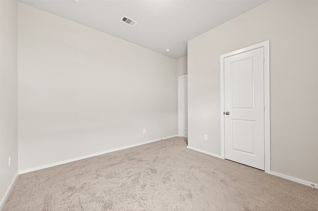 Building Photo - 5330 Buffalo Grass Ln