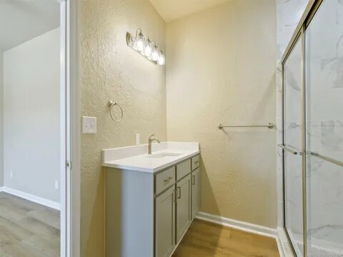 Building Photo - 142 Aspen Cir