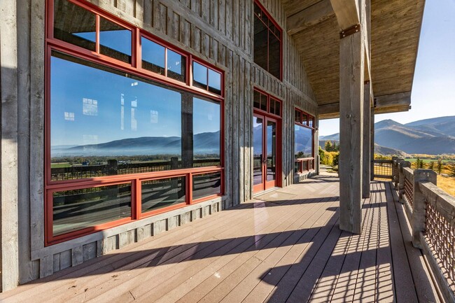 Building Photo - Magnificent Mountain Retreat in Oakley, Utah