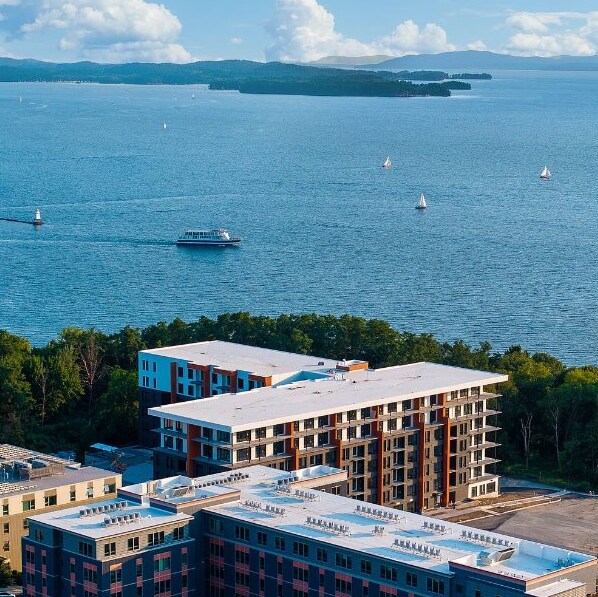 Close proximity to Lake Champlain - 125 Cambrian Way