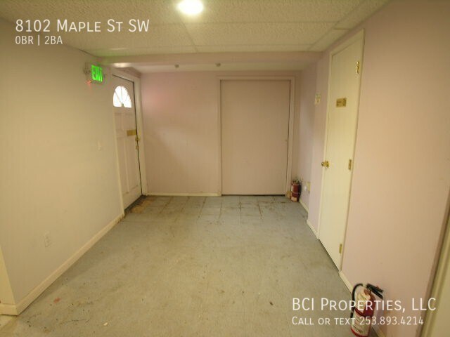 Building Photo - 8102 Maple St SW