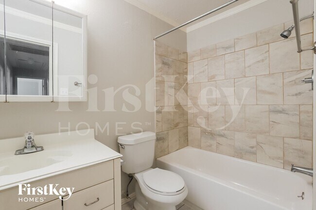 Building Photo - 1026 Western Meadows Dr