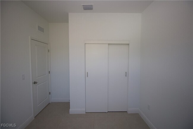 Building Photo - 508 Hurd Ave