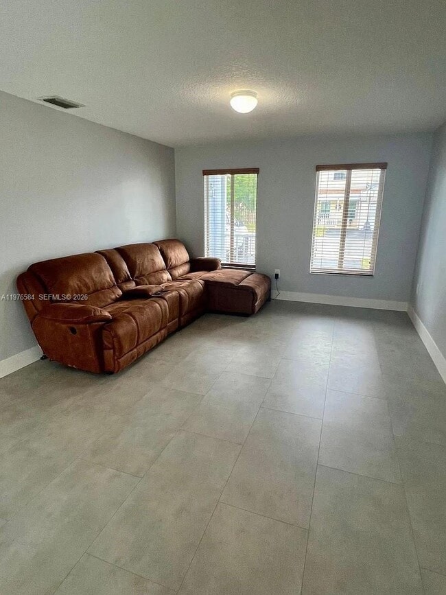 Building Photo - 274 SW 159th Terrace