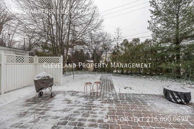 Building Photo - 2983 Warrensville Center Rd