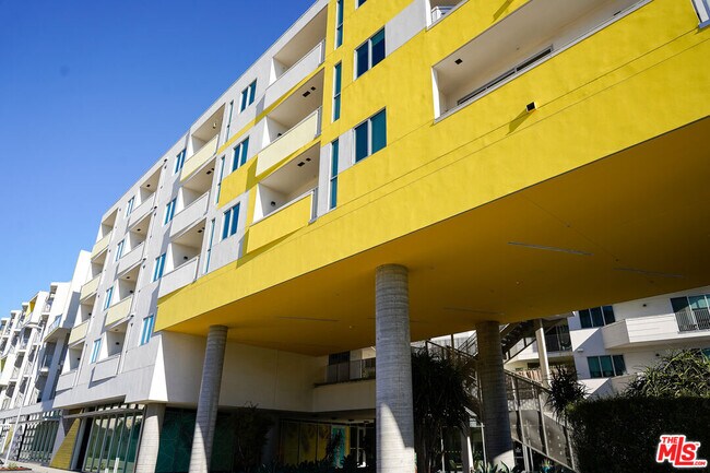 Building Photo - 2929 Pennsylvania Ave