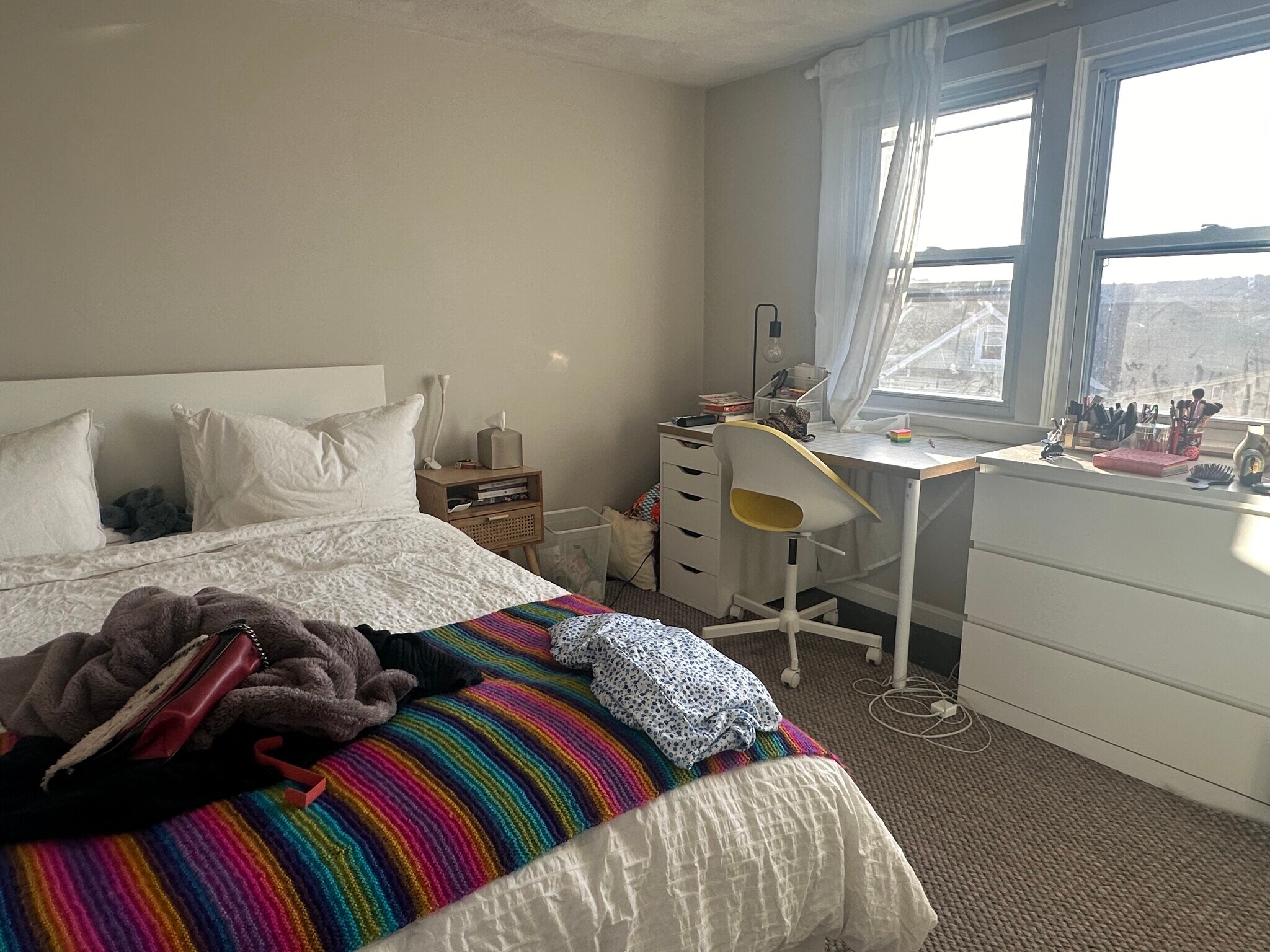 Building Photo - 59 Sunset Rd