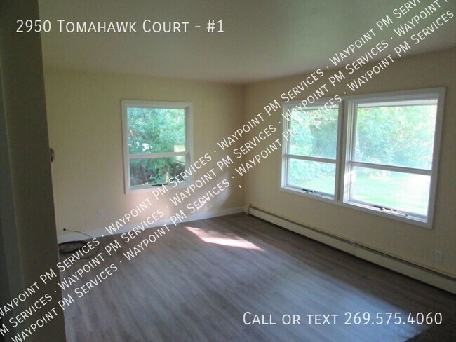 Building Photo - 2950 Tomahawk Ct