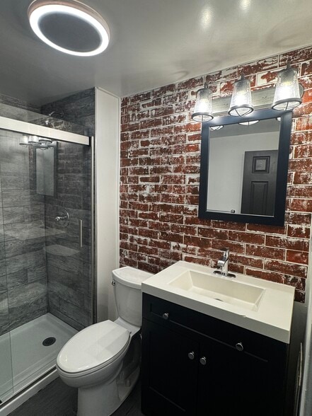 Building Photo - 4034 Bailey Ave