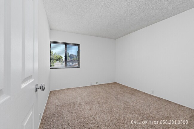 Building Photo - 3911 Camino Lindo