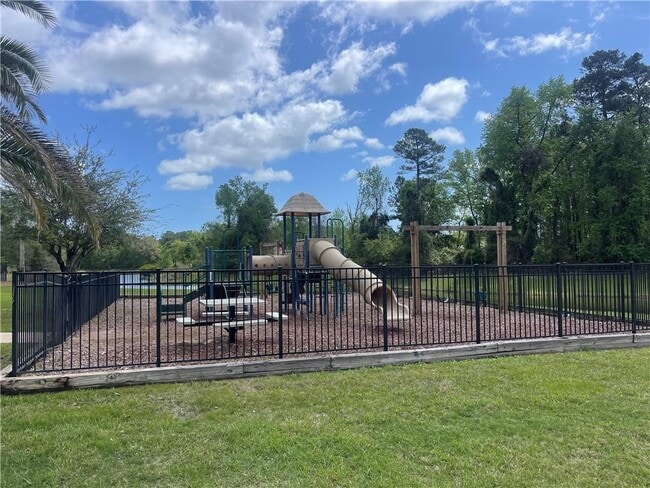 Building Photo - 212 Autumn Ridge Ct