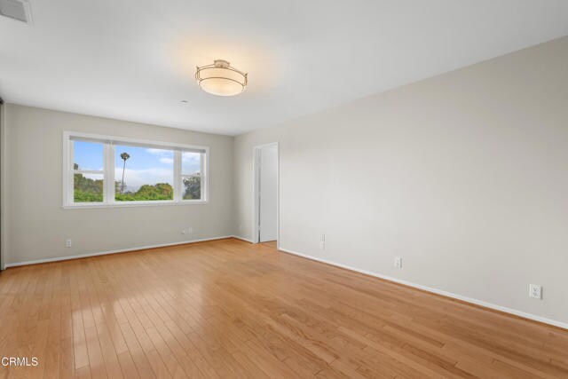 Building Photo - 2102 Buena Vista Dr