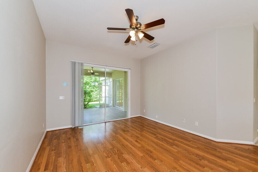 Building Photo - 6282 Rock Creek Cir