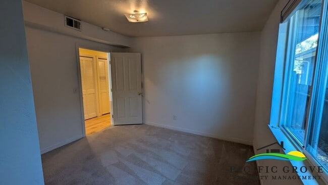 Building Photo - Bright and Cozy 3 Bedroom Home In Pacific Grove