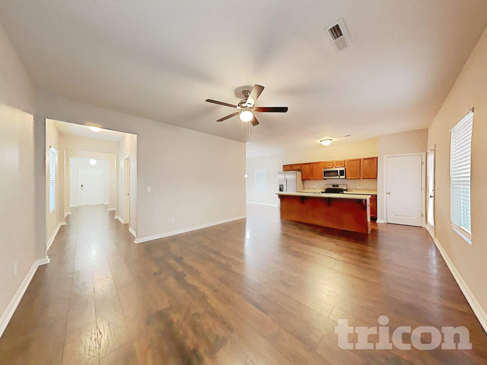 Building Photo - 817 Alta Wy