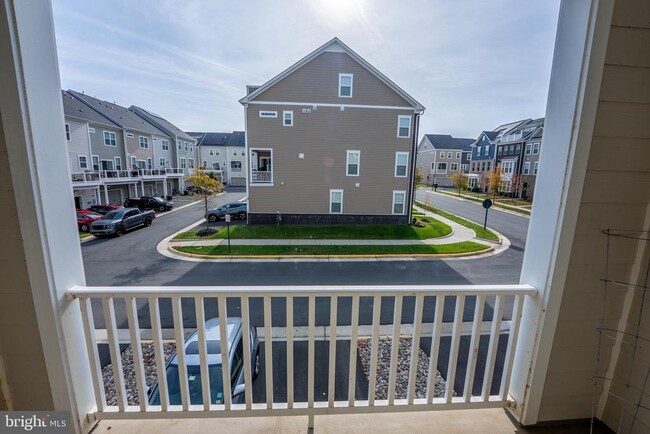 Building Photo - 1622 Sandpiper Bay Lp