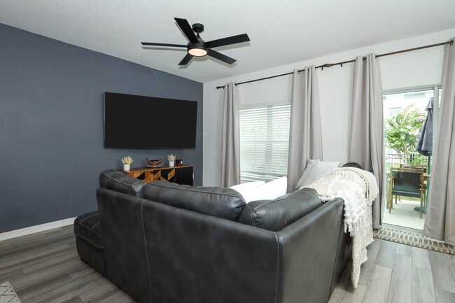 Building Photo - 2326 Carrabelle Wy